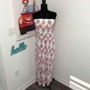 Francesca’s Collection Lg strapless maxi dress